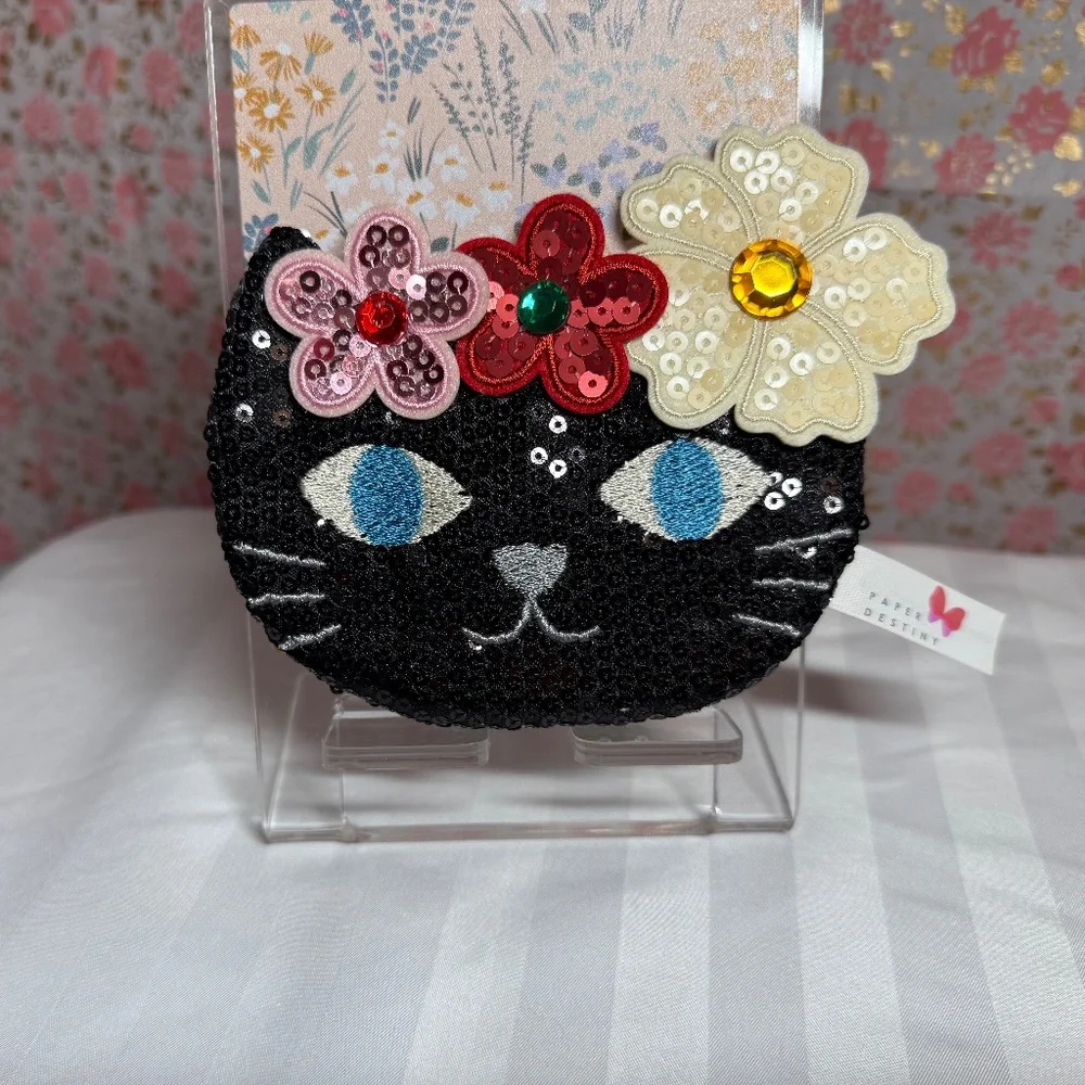 Paper Destint Cute Coin/Card Purse - Picture 1 of 5